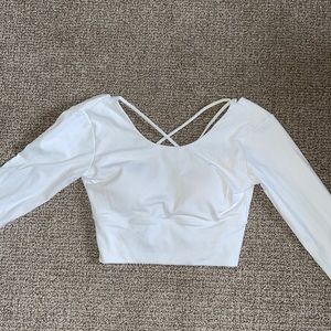 White long sleeve crop workout shirt